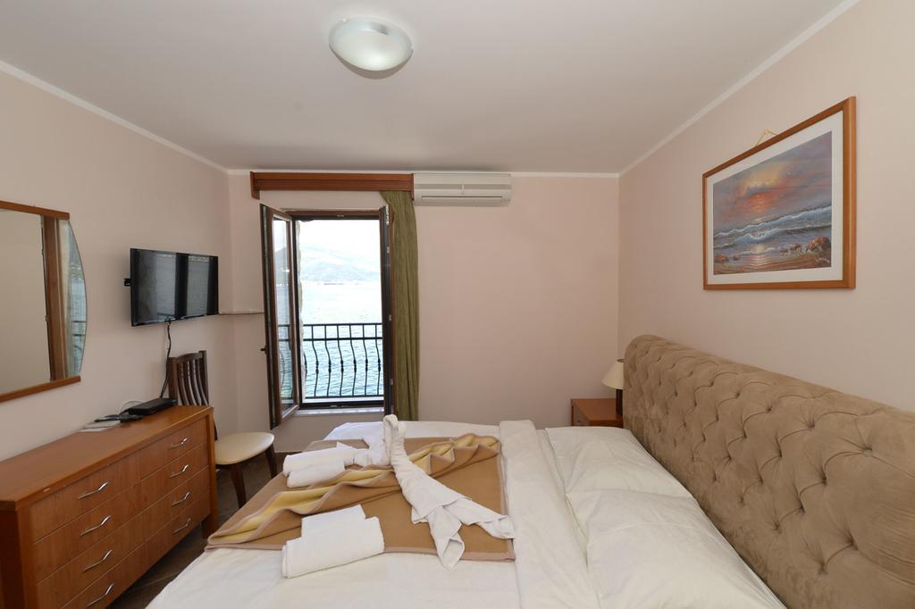 Hotel Anderba Krasići المظهر الخارجي الصورة